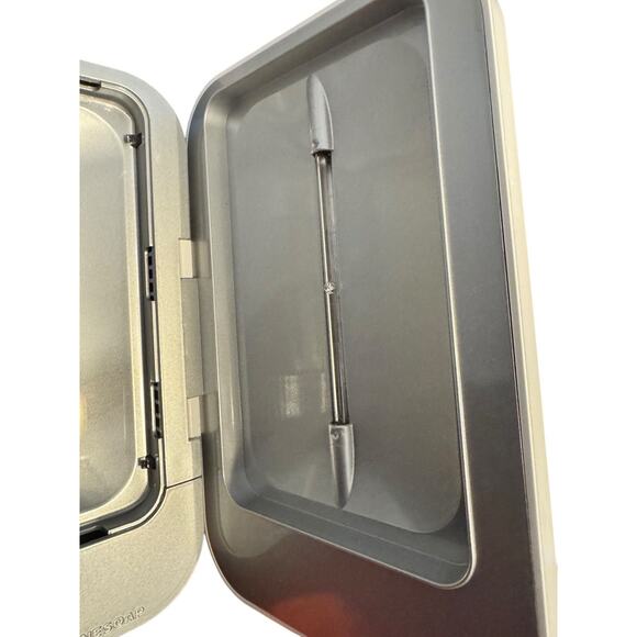 Phonesoap UV Cell Phone Sanitizer And‎ Dual Charger/White | UV Phone Cleaner - Picture 5 of 7